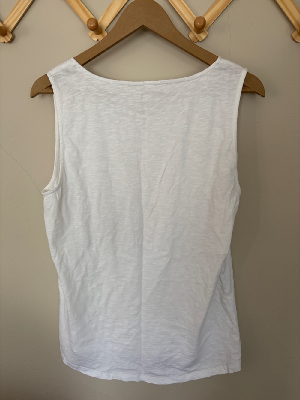 Talbots White Eyelet sleeveless Tank top - Picture 4 of 4